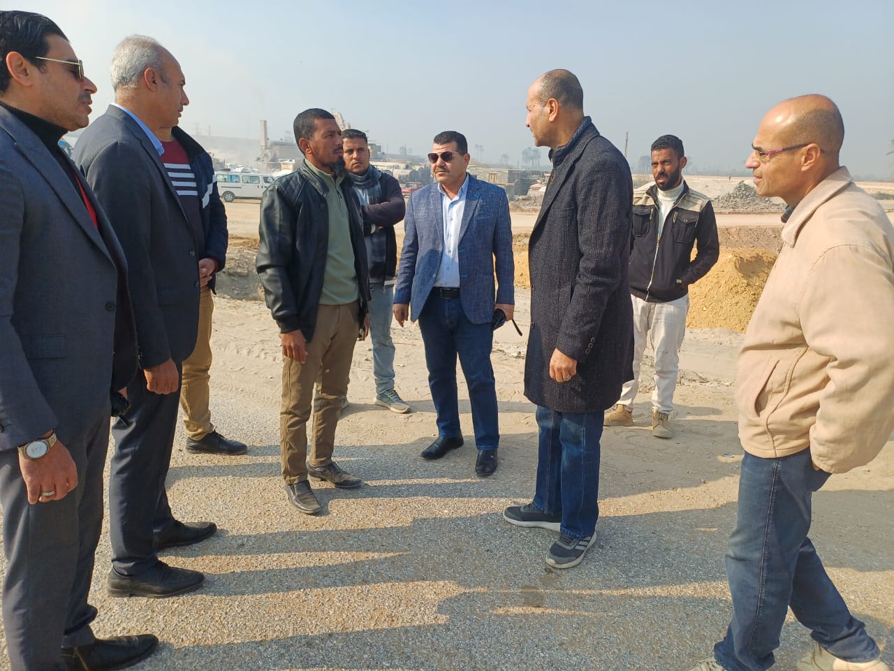 السكرتير العام المساعد يتفقد مستجدات مشروع محور الفشن